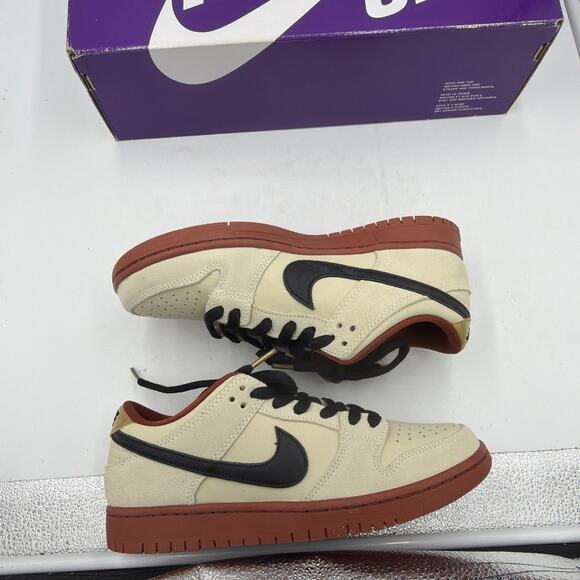 Size 6.5 - Nike Dunk SB Low Hennessy main image 5